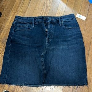 Women’s size 6 Jean skirt old navy